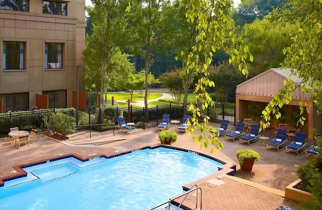 Better Choice For Your Vacation! Amazing unit to enjoy! w/ Pool Access
