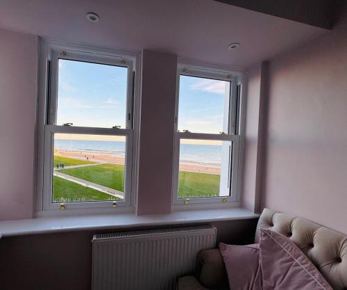 Bexhill Beach Apartment
