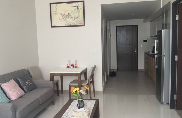 BGC City View High-Rise Business Apartment