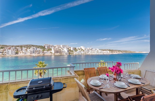 BH4 - Front de mer 3 chambres apt. Terrasse barbecue, quartier calme