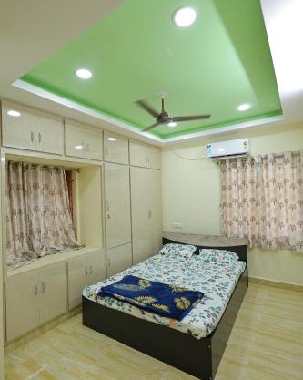 Bhakti Bliss Homestay - 2BHK modern Apartment with AC, Wifi and Android TV