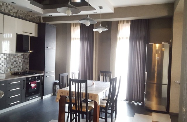 Grand appartement dans Avlabari