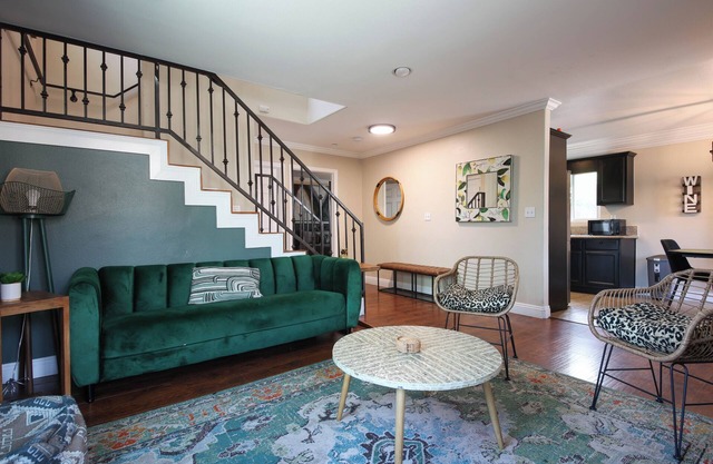 Big cozy duplex home 153