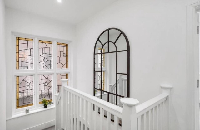 4 BR House & Free Parking Close To Kensal Rise Station
