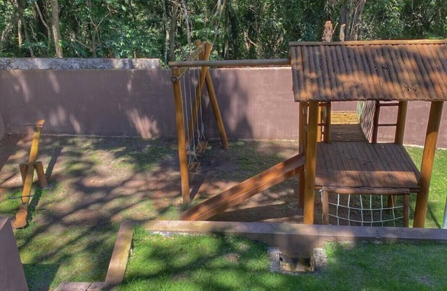 Grande maison avec piscine à Atibaia