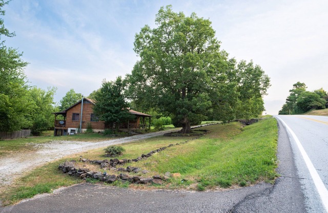 Big Oak Cabin - dans les Ozarks au sud de Jasper!