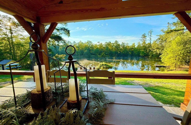 Big Oak: Fishing Getaway