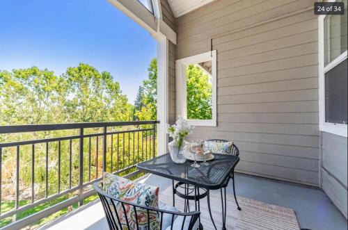 Big one bedroom in the Palo Alto, close to Stanford, CA USA -Newly remodeled, Nice Relaxing Place