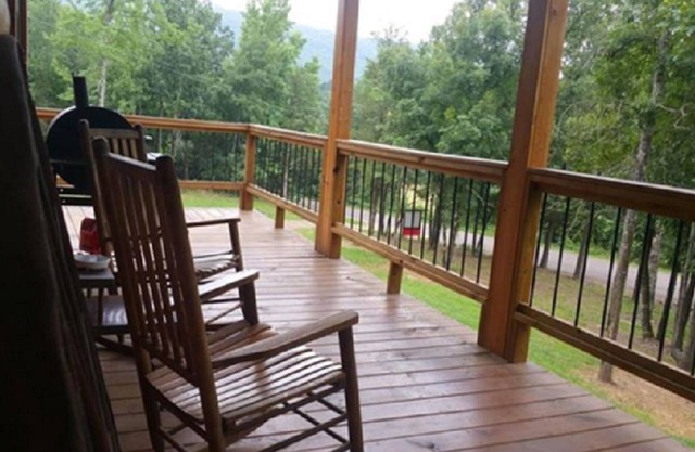 Big Cabin Rental Piney