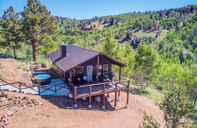Bighorn Haven -Views- Hot Tub- Fire Pit