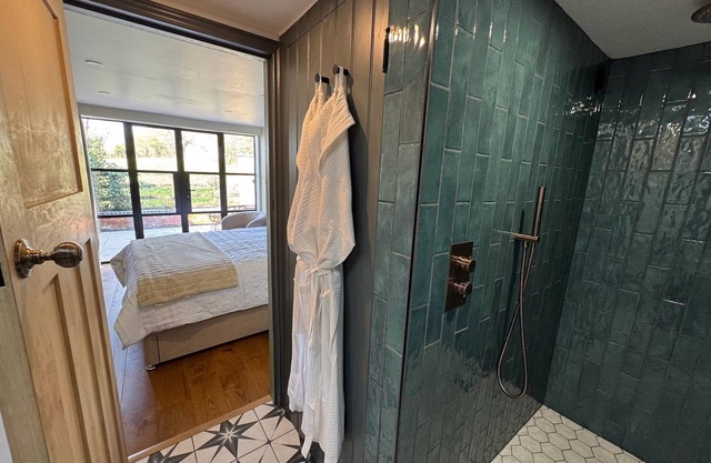 Bijou boutique county room, private terrace with beautiful countryside views.