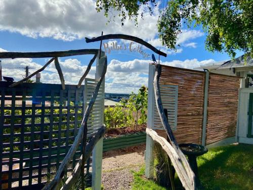 Bilbos Cottage at Little Bird