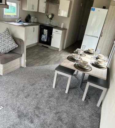 Billing Aquadrome holiday park - sleeps up to 7