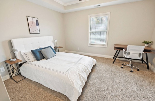 Biltmore Luxur 1513 #2 Townhomes l 2Bd 2 Bth