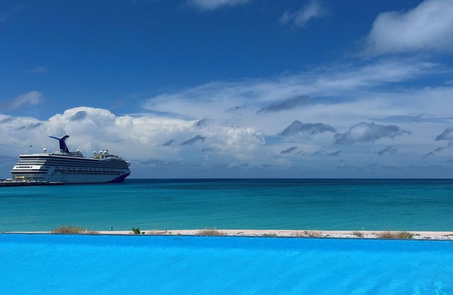 Bimini Beach Condo - 1st Floor