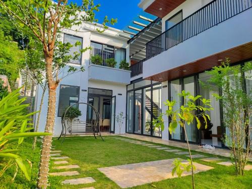 Bin House Villa Hòa Bình