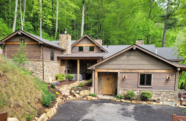 Birch Bay Retreat, a secluded, lake front residence at Bear Lake Reserve.