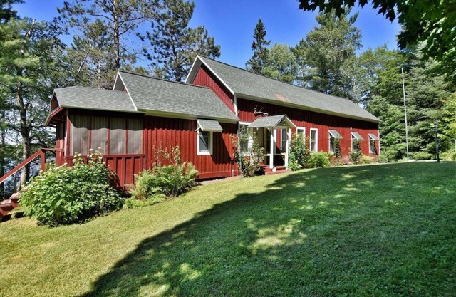 Birchwood Cabin on Dells Lake Between Namakagon and Clam Lake WI
