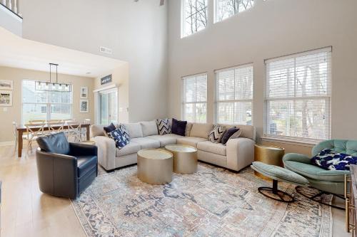 Bishops Landing - 38480 Carroll Dr