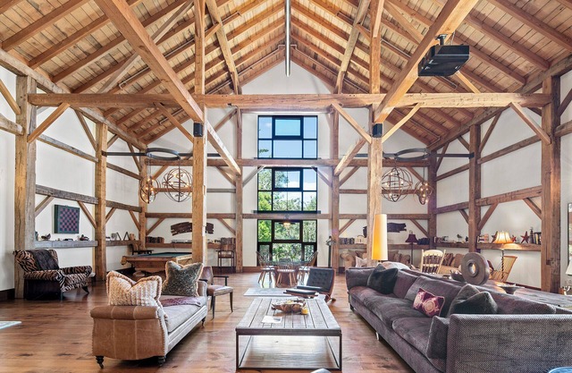 Bixby Creek Ranch: Luxurious Family Compound with Panoramic Ocean Views