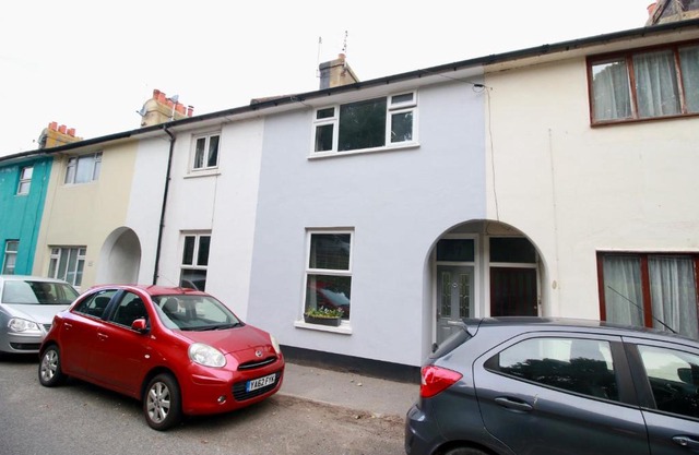 Blachington Cottage, Stunning and Central By Air Premier