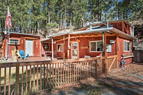 Black Bear Canyon Ruidoso Home with Bunkhouse!
