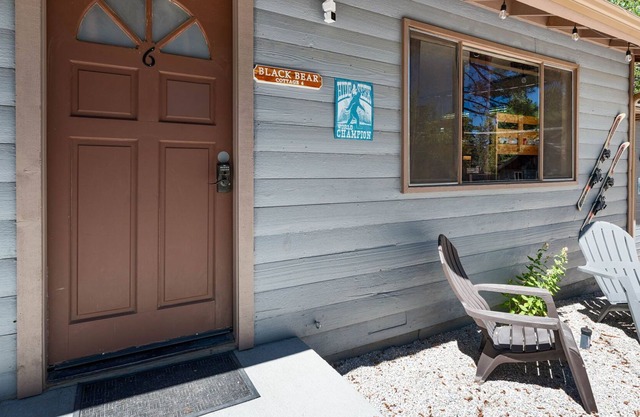 Black Bear Pet Friendly Convenient Location