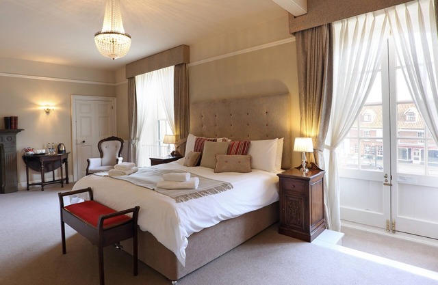 Black Boys Hotel