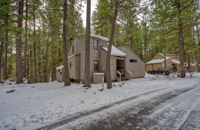 Black Butte Ranch Ridge Cabin 014
