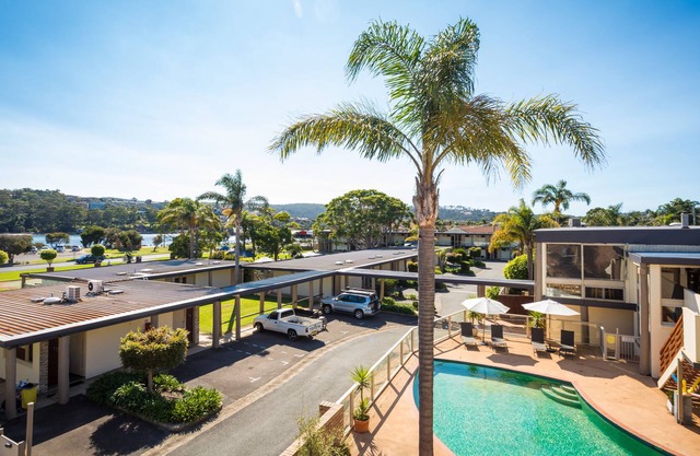 Black Dolphin Resort Motel & Apartments