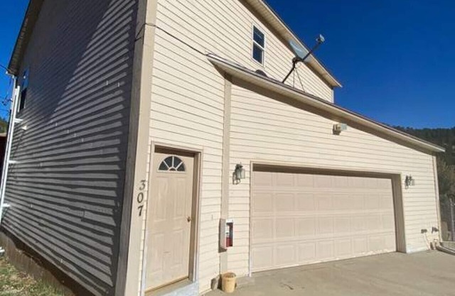 (U3) Perfect 2 Bedroom Getaway Near Mt Rushmore ❣