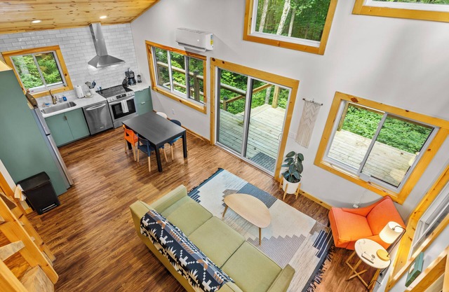 Black Pearl | 3 Bed, 2 Bath