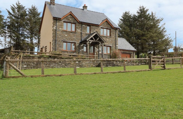 Blaen Henllan, PUITS DE CONSTRUCTION