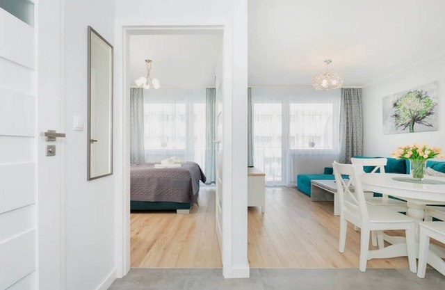 Appartement Bliżej Morza 14/52 avec chambre et balcon