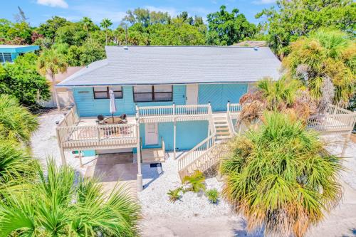 Blissful Beach Retreat Super