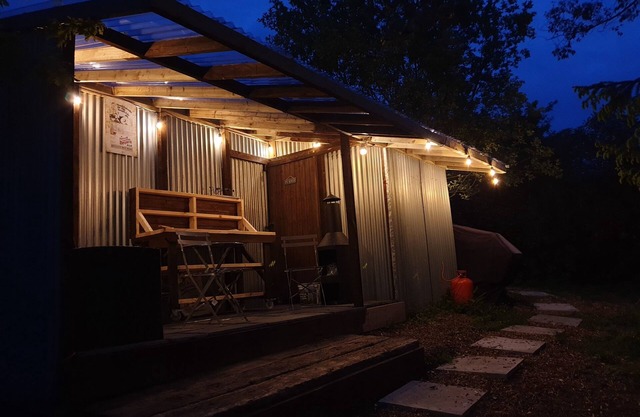 'Blodwen' Vintage Van + Tin Shack: glamping + breakfast hamper
