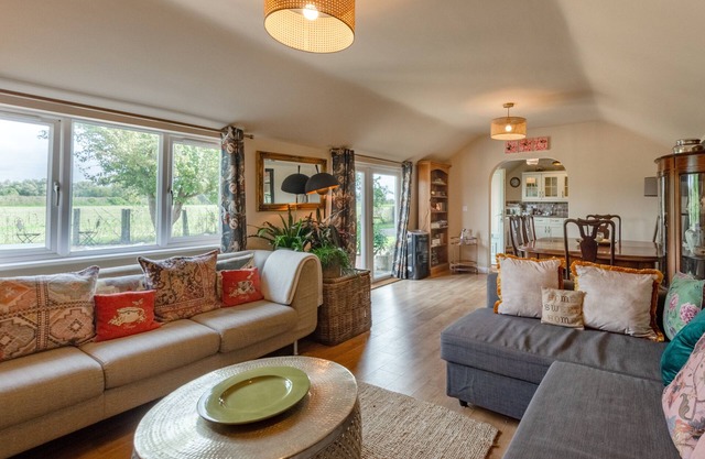 Blossom Cottage - Trois Chambres Maison, Couchages 6