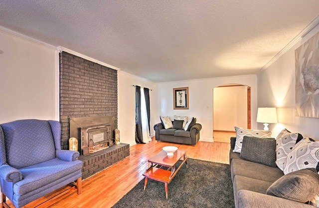 Blounts Creek House w/ Yard - Pets Welcome!