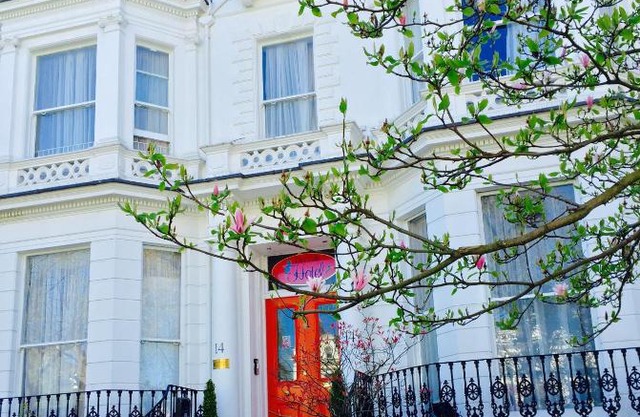 Blue Bells Hotel