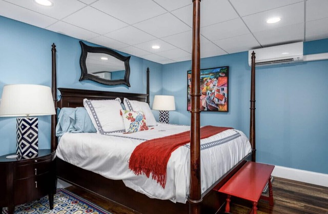 Globally Inspired Boutique Suite Warm, Unique and Welcoming🌎