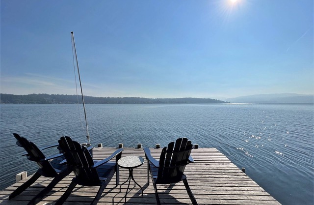 Luxe et loisirs sur le lac