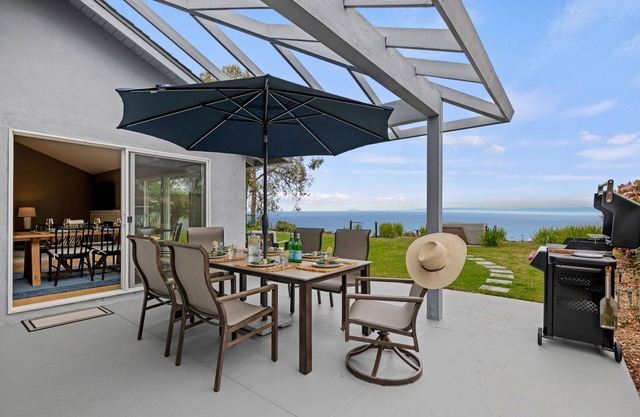 Blue Horizon - Panoramic Ocean Views