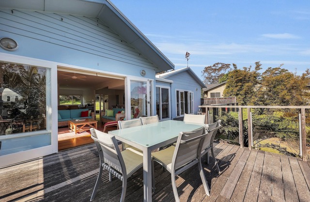 Blue on Collins - Merimbula