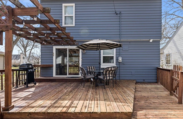 Retreat in Muskegon - short distance to Lake MI