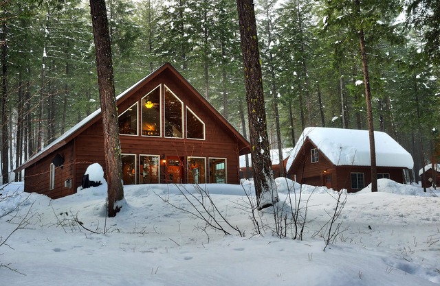 Blue Pine Guest House - chalet de luxe à proximité des sentiers!