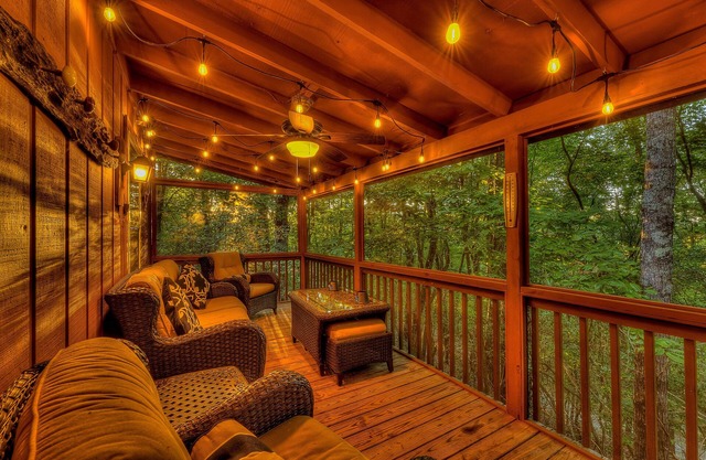 "Holiday Charm in Blue Ridge - Rustic Cabin Getaway on Budget"