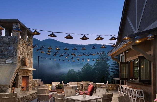 Blue Ridge Mountain Retreat at Springdale Resort, Canton, NC