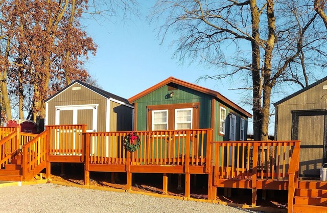 Blue Ridge Mountain Wine Country Tiny House Getaway