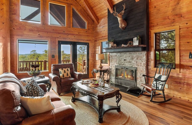 Blue Spruce Retreat | Secluded mountaintop escape