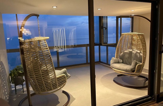 Blue-tiful Horizon - Luxury Family Vacation Rental on the Mediterranean